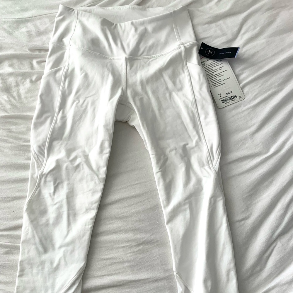 Lululemon Sweat Your Heart Out Crop Size 4